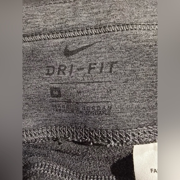 Nike Dri Fit Leggings Size Medium (M) - Picture 4 of 6